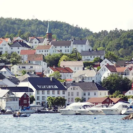 Feriehus Big And New House In A Quiet Area *